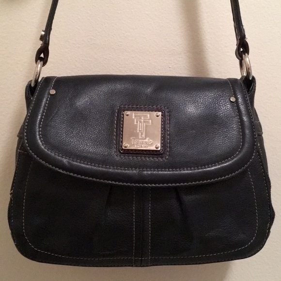 Tignanello Handbags - Tignanello Purse Crossbody Shoulder Bag